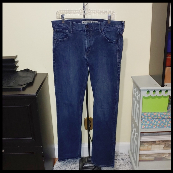 Express Other - Express Classic Fit Kingston Straight Leg 34x32
